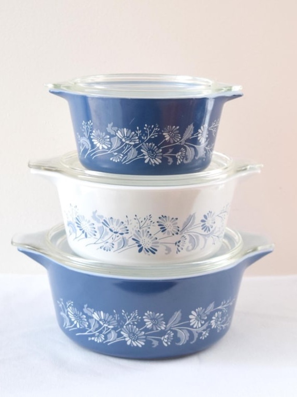 Vintage Pyrex Colonial Mist Floral Blue & White Round Casserole Dishes with Lid